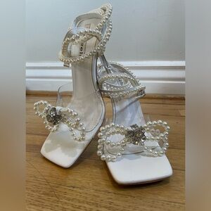 Zzheels Square Toe, Pearl Embellished Bridal/Formal Heels Size 6